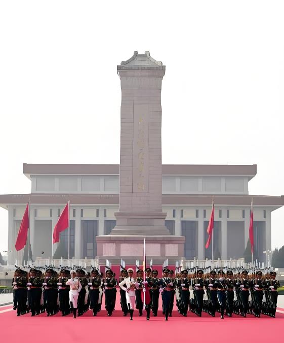 1757488366113789.jpg 阅兵.jpg